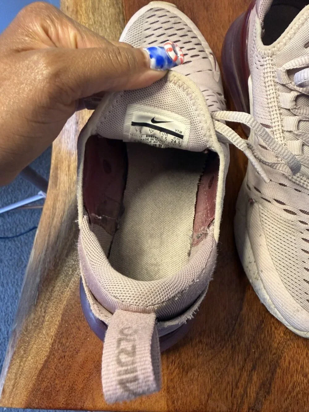 Nike Air Max 270 Beige Sneakers